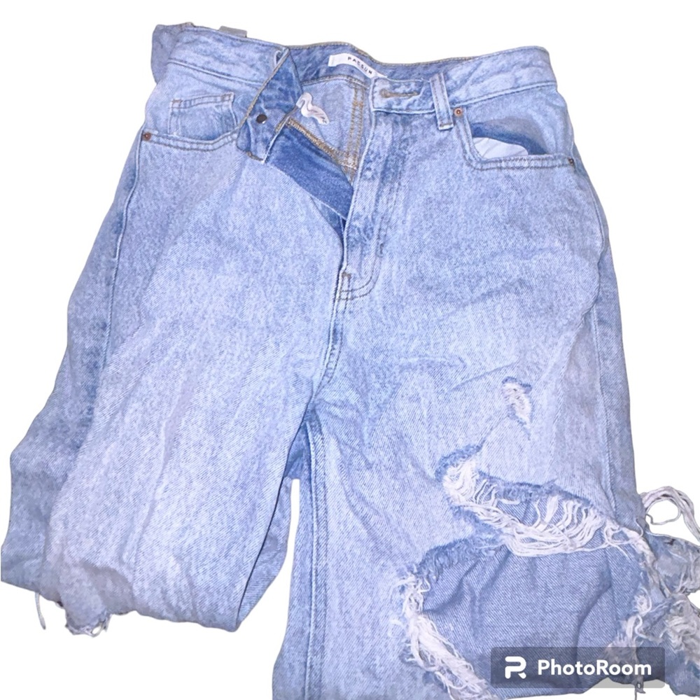 Super cute pacsun jeans with rips